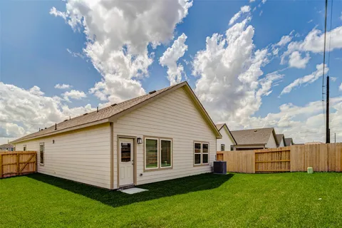 $309,000 | 6475 Escondido Drive, Rosharon, TX 77583