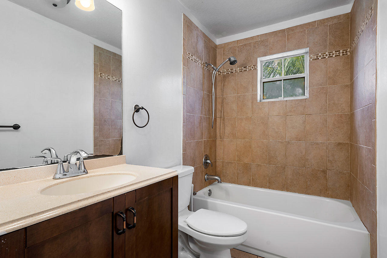 18837 93rd Road North Loxahatchee, FL 33470 - Photo 30 of 50 2nd Bath