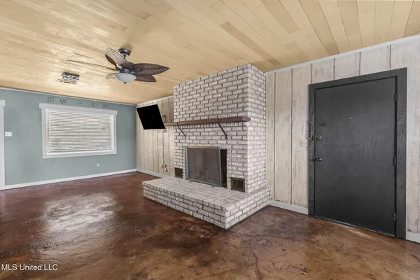 $199,000 | 108 Kaiser Lake Road, Natchez, MS 39120