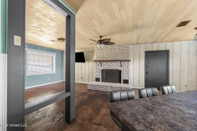 $205,000 | 108 Kaiser Lake Road, Natchez, MS 39120