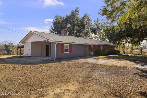 $199,000 | 108 Kaiser Lake Road, Natchez, MS 39120