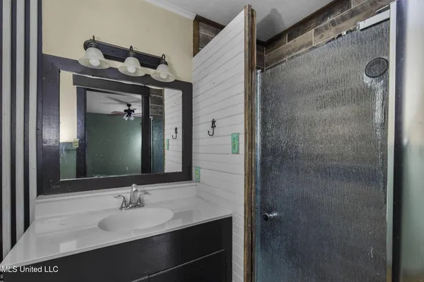 $199,000 | 108 Kaiser Lake Road, Natchez, MS 39120