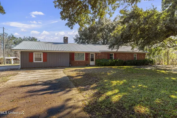 $199,000 | 108 Kaiser Lake Road, Natchez, MS 39120