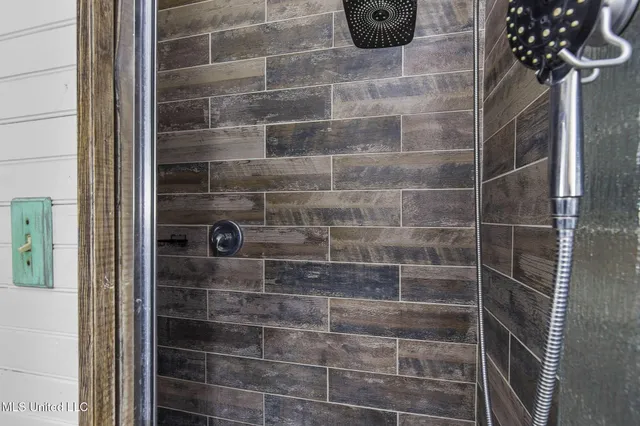 $205,000 | 108 Kaiser Lake Road, Natchez, MS 39120