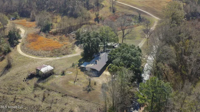 $205,000 | 108 Kaiser Lake Road, Natchez, MS 39120