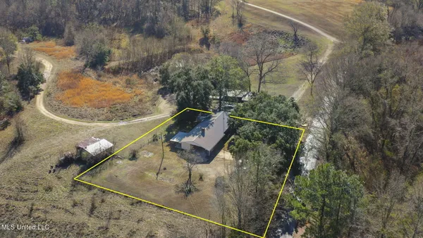 $199,000 | 108 Kaiser Lake Road, Natchez, MS 39120