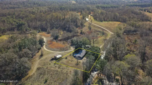 $205,000 | 108 Kaiser Lake Road, Natchez, MS 39120