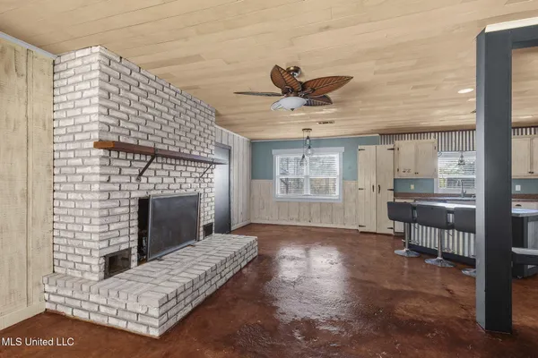 $199,000 | 108 Kaiser Lake Road, Natchez, MS 39120