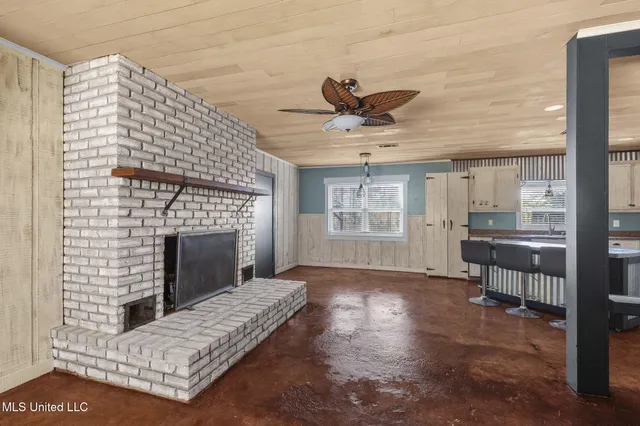 $205,000 | 108 Kaiser Lake Road, Natchez, MS 39120