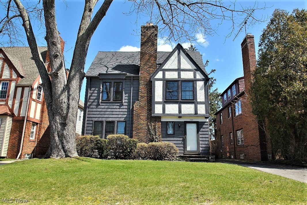 3585 Daleford Road Cleveland, OH 44120 - Photo 1 of 15