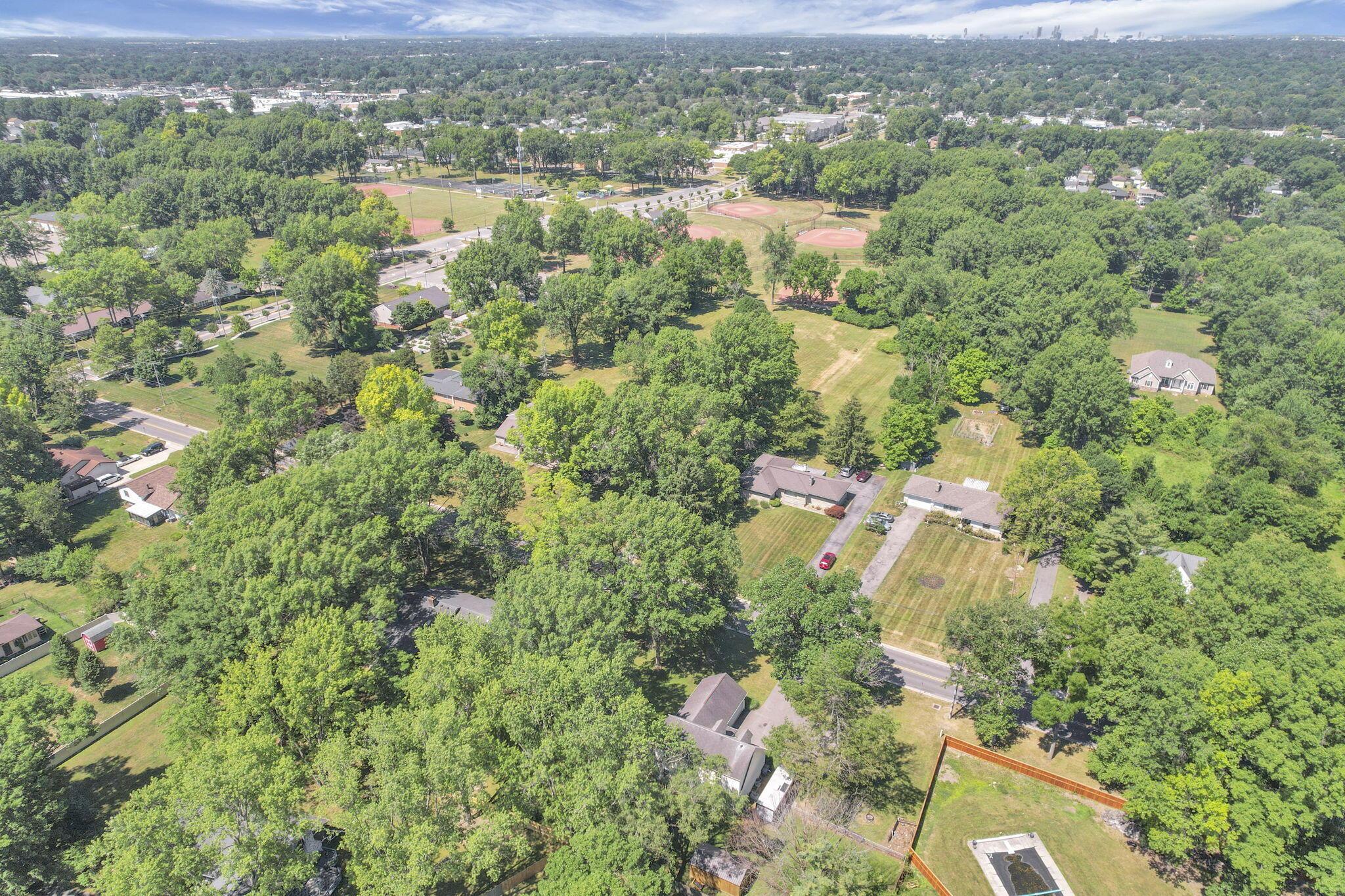 550 Country Club Road Columbus, OH 43213 - Photo 54 of 60 .53 acre lot w/mature trees