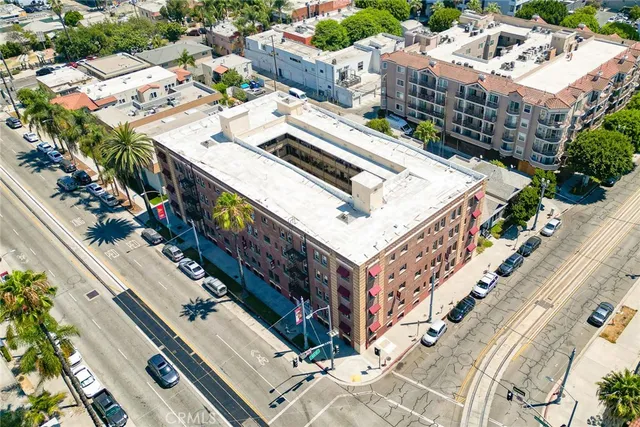 $399,000 | 800 Pacific Avenue, Unit 401, Long Beach, CA 90813