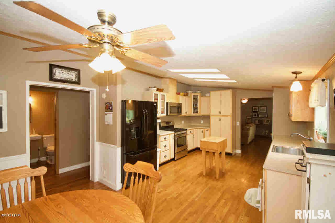 243 Johnson Road Murphysboro, IL 62966 - Photo 5 of 20