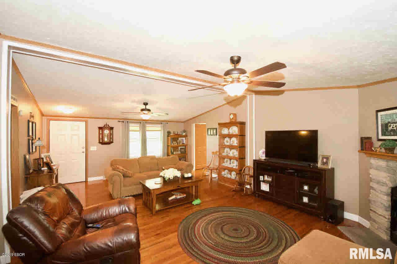 243 Johnson Road Murphysboro, IL 62966 - Photo 7 of 20