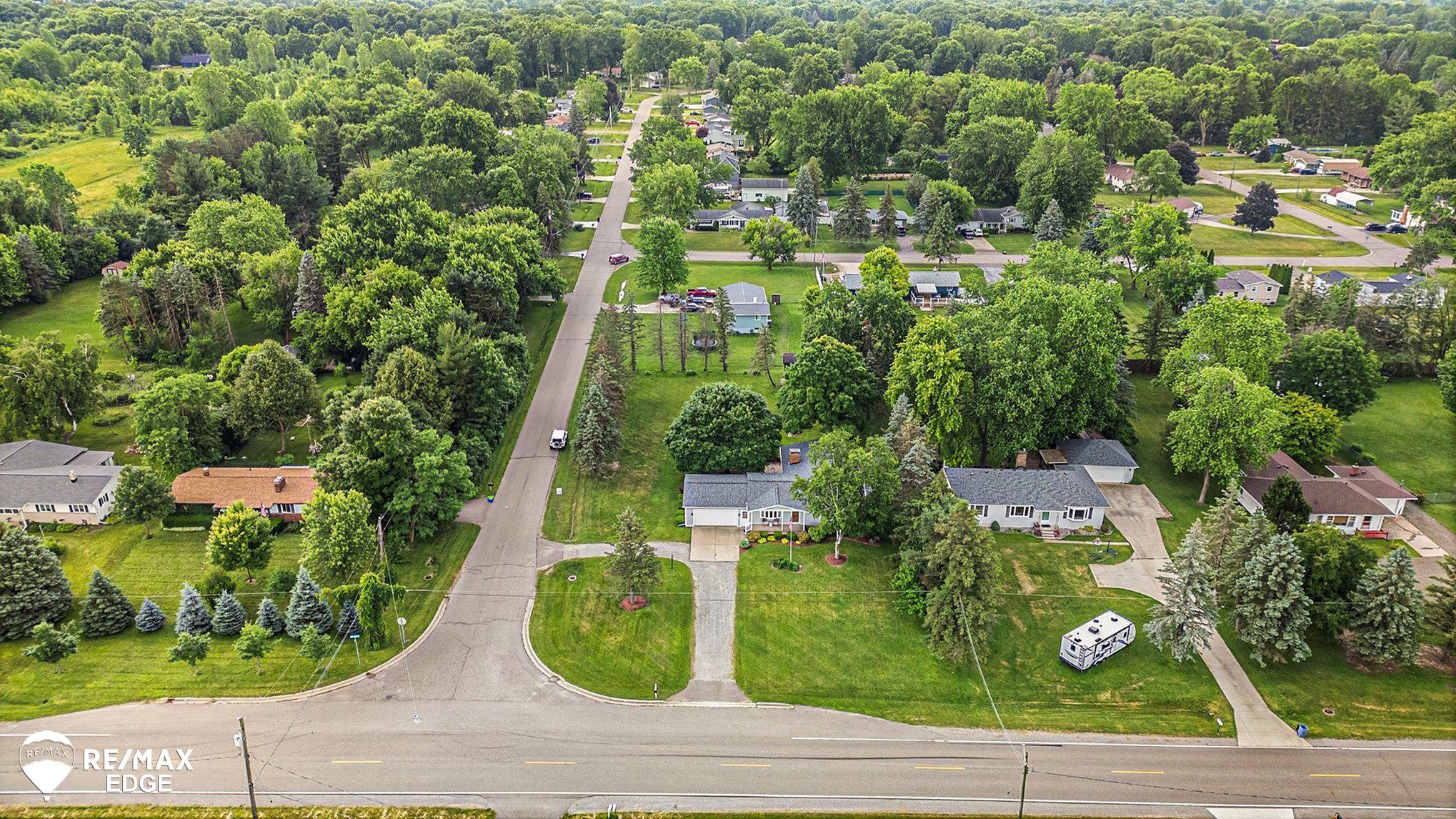 8208 East Potter Road Davison, MI 48423 - Photo 30 of 34 50181634-093edc12-0f05-48c9-8527-c0bfe30f9ee3.JPG