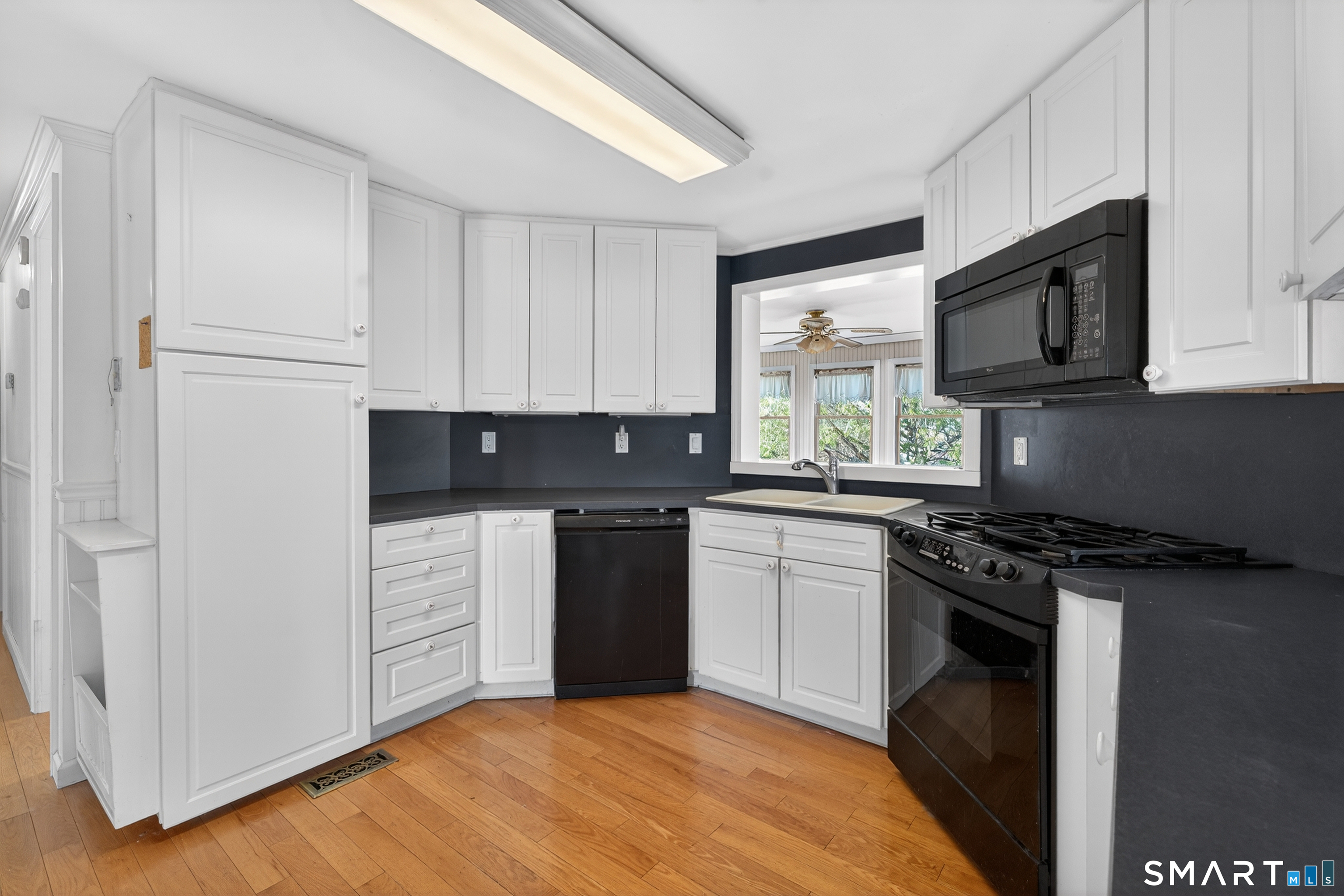 82 Colchester Cmns Colchester, CT 06415 - Photo 6 of 39