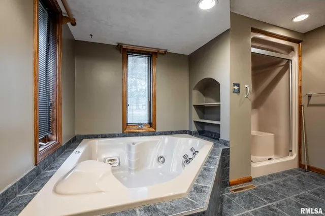 $245,000 | 1718 Russell Road, West Frankfort, IL 62896