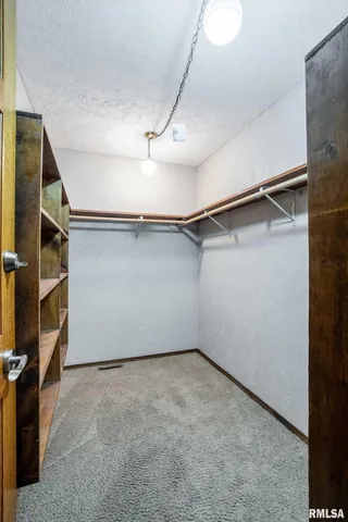 $245,000 | 1718 Russell Road, West Frankfort, IL 62896