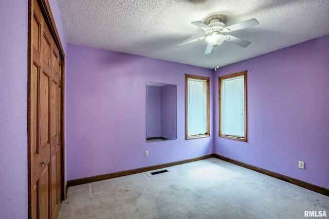 $245,000 | 1718 Russell Road, West Frankfort, IL 62896