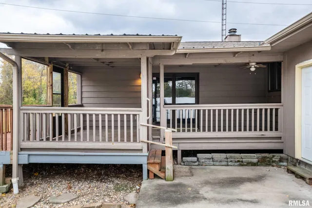 $245,000 | 1718 Russell Road, West Frankfort, IL 62896