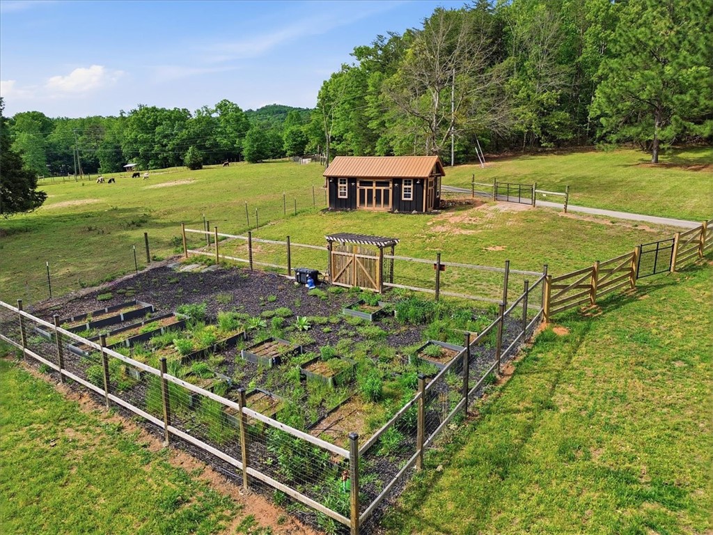 144 Porter Road Pickens, SC 29671 - Photo 41 of 50