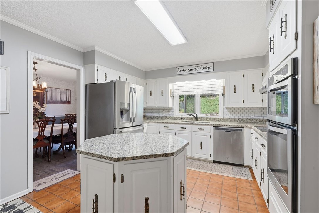 144 Porter Road Pickens, SC 29671 - Photo 8 of 50
