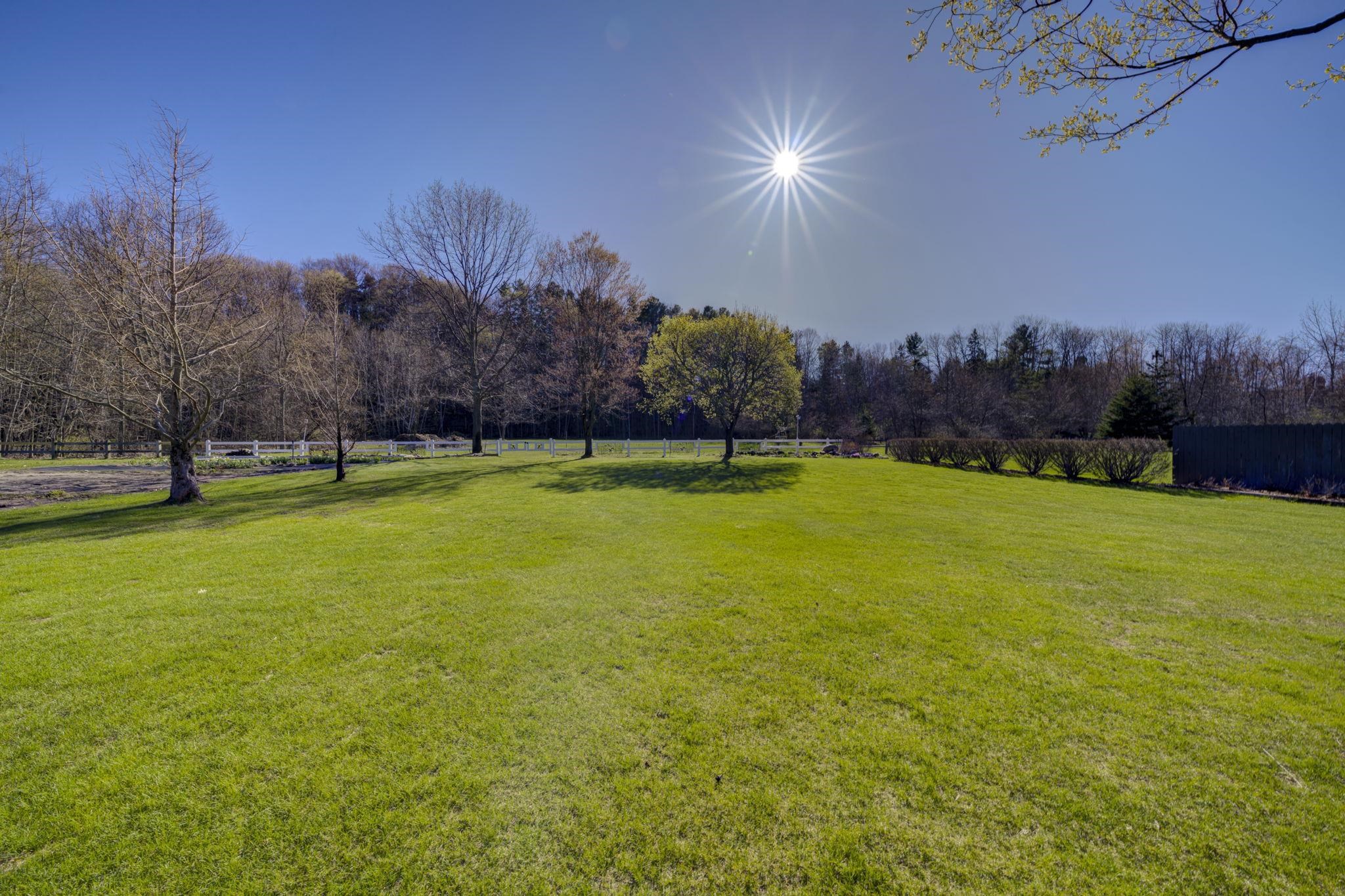 12535 Bluff Road Traverse City, MI 49686 - Photo 49 of 59 Gallery Image 49