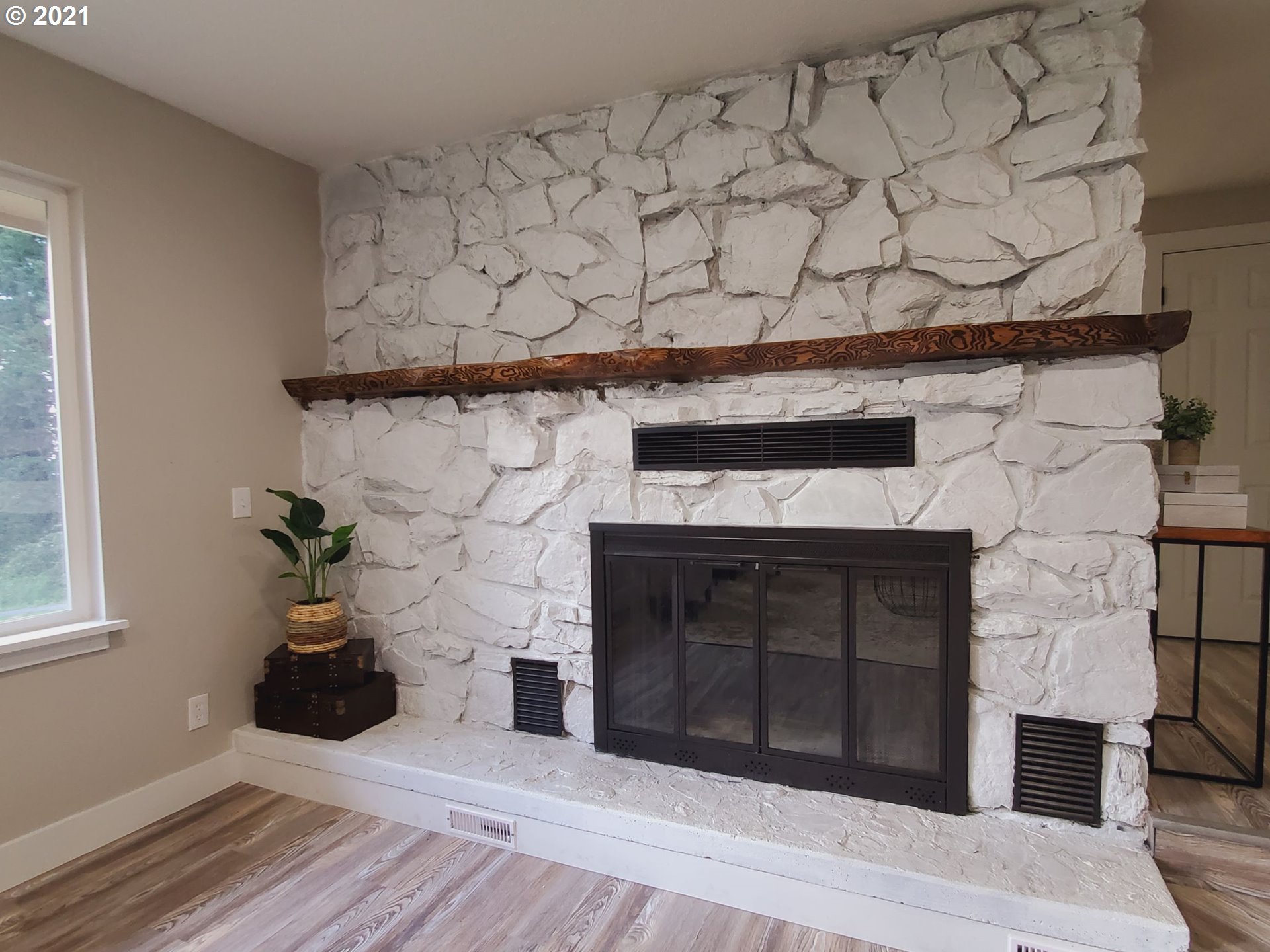 15140 South Burkstrom Road Oregon City, OR 97045 - Photo 18 of 32 Gallery Image 18
