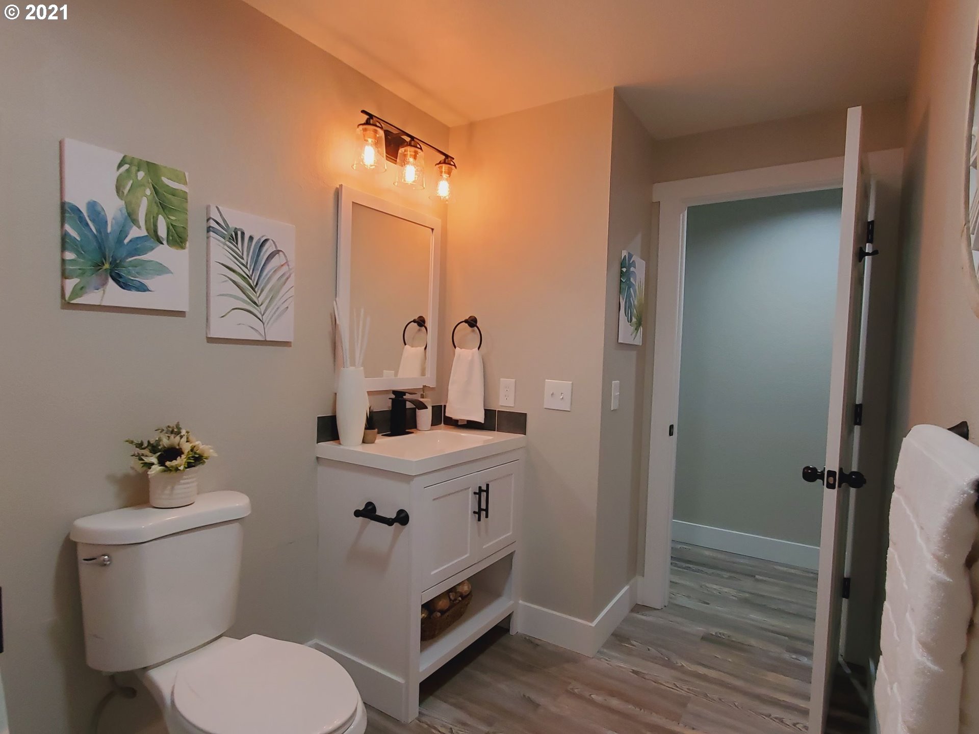 15140 South Burkstrom Road Oregon City, OR 97045 - Photo 27 of 32 Gallery Image 27
