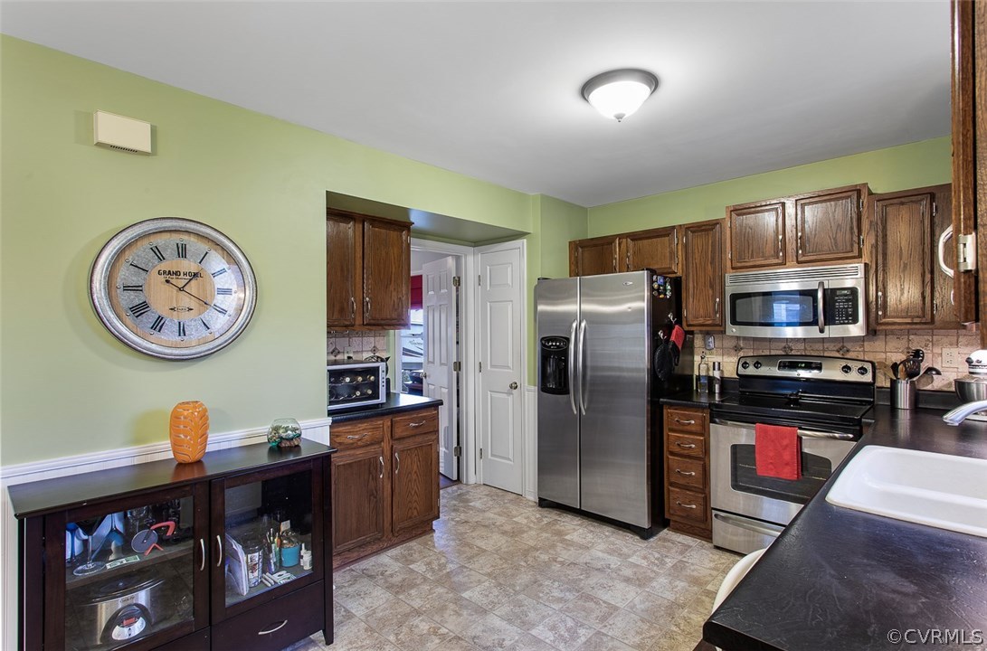 1413 Sycamore Ridge Court Midlothian, VA 23114 - Photo 14 of 36 Gallery Image 14
