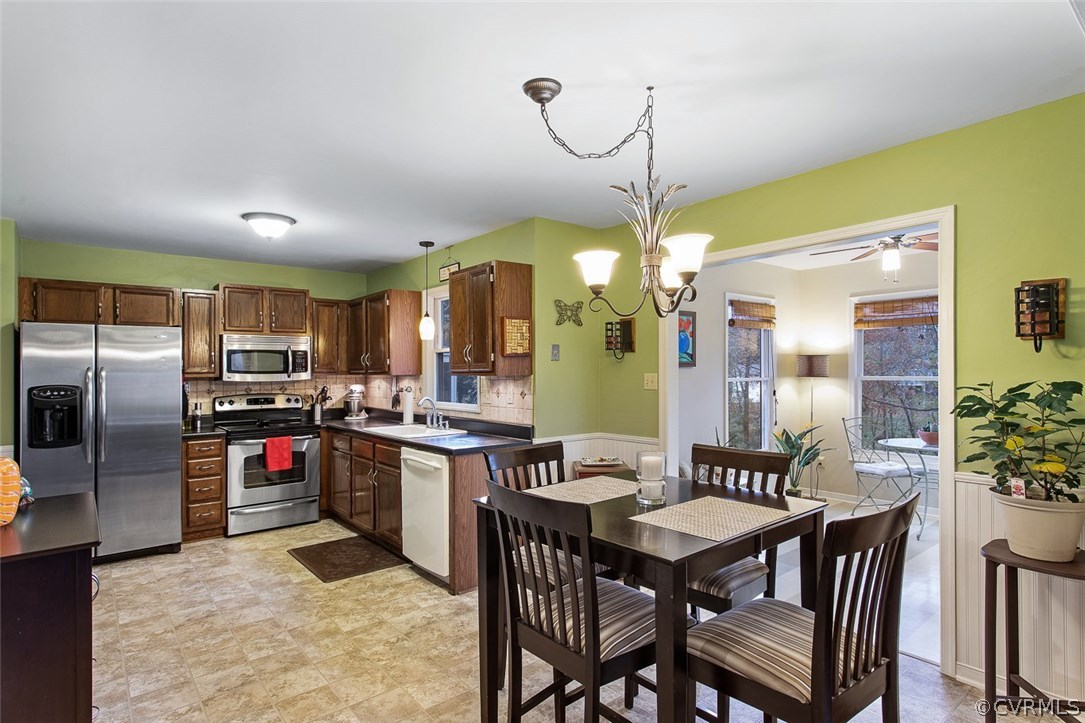 1413 Sycamore Ridge Court Midlothian, VA 23114 - Photo 15 of 36 Gallery Image 15