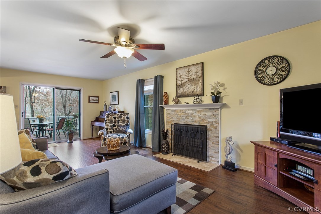1413 Sycamore Ridge Court Midlothian, VA 23114 - Photo 8 of 36 Beautiful stacked stone wood burning fireplace!
