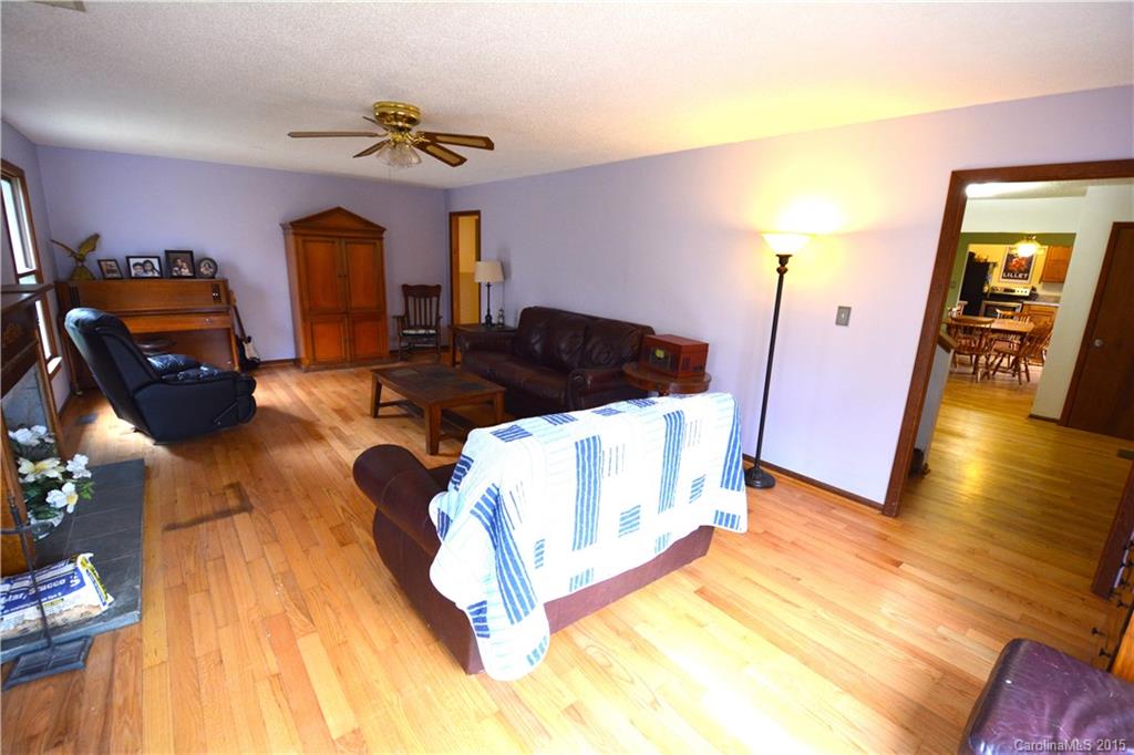 35 Long Ridge Road Candler, NC 28715 - Photo 10 of 24 Gallery Image 10
