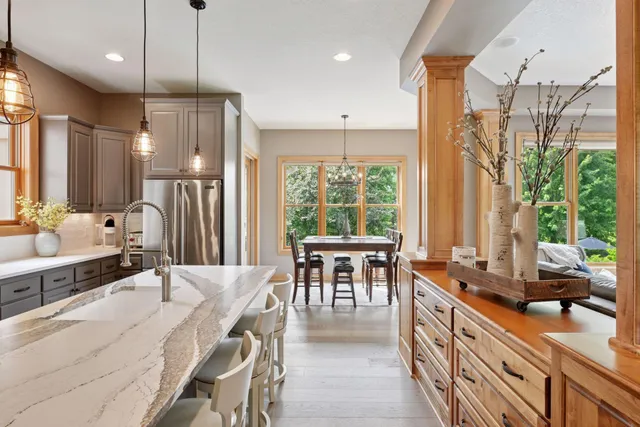 $1,749,900 | 2125 Heritage Trail, Maple Plain, MN 55359