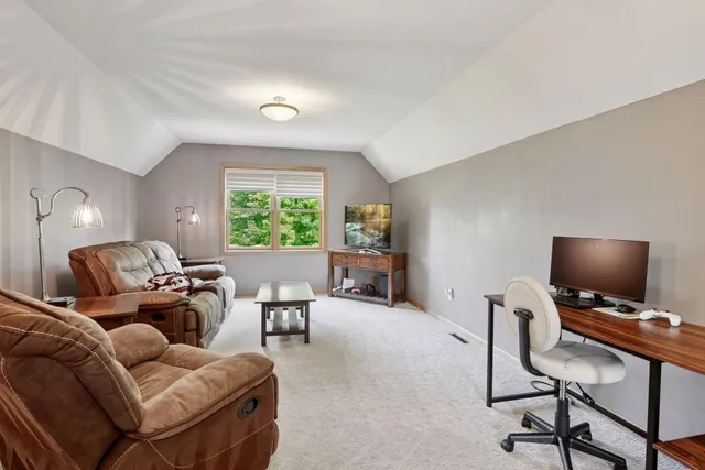 $1,749,900 | 2125 Heritage Trail, Maple Plain, MN 55359