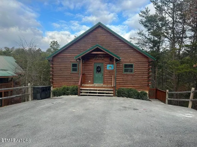 $668,000 | 3202 Steeple Way, Pigeon Forge, TN 37862