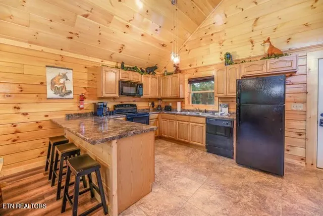 $668,000 | 3202 Steeple Way, Pigeon Forge, TN 37862