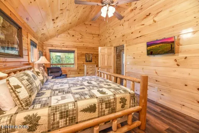 $668,000 | 3202 Steeple Way, Pigeon Forge, TN 37862