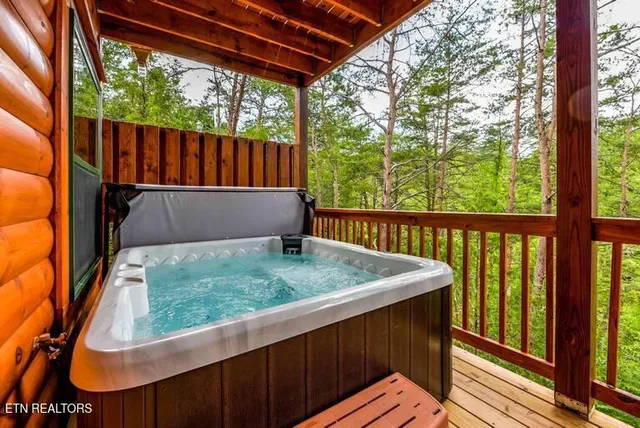 $668,000 | 3202 Steeple Way, Pigeon Forge, TN 37862