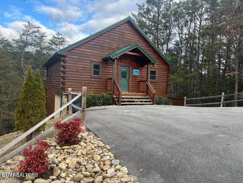 3202 Steeple Way Pigeon Forge, TN 37862 - Photo 5 of 44 20260112134932723371000000-o