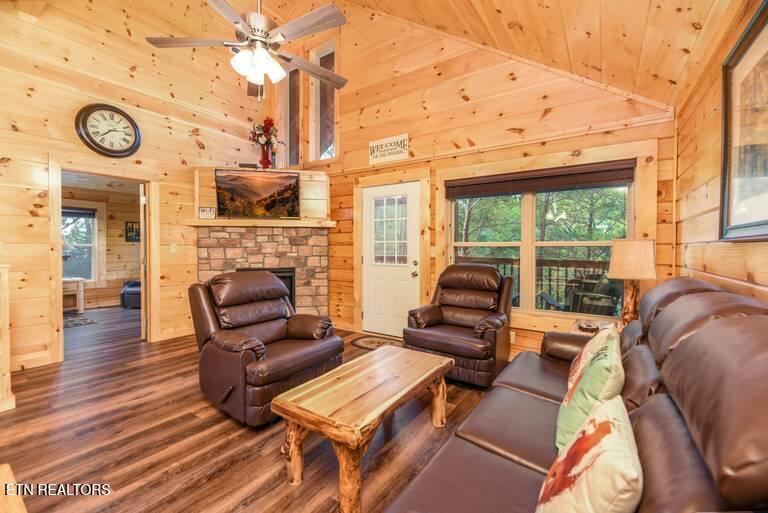 3202 Steeple Way Pigeon Forge, TN 37862 - Photo 10 of 44 3443100991