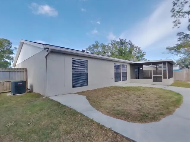 $1,999 | Undisclosed Address, Valrico, FL 33594