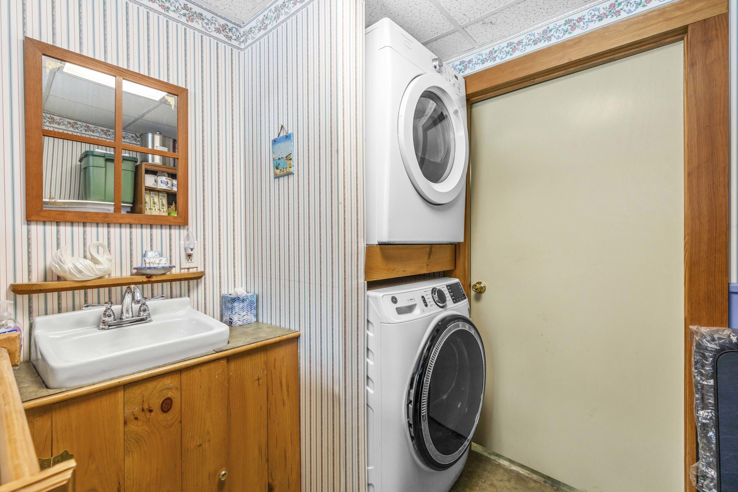 48 Bonny Eagle Pond Road Standish, ME 04084 - Photo 19 of 44 48 Bonny Eagle Pond Rd, Standish 21