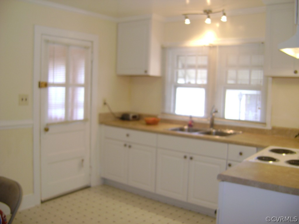 11403 Ashcake Road Ashland, VA 23005 - Photo 3 of 21 Gallery Image 3