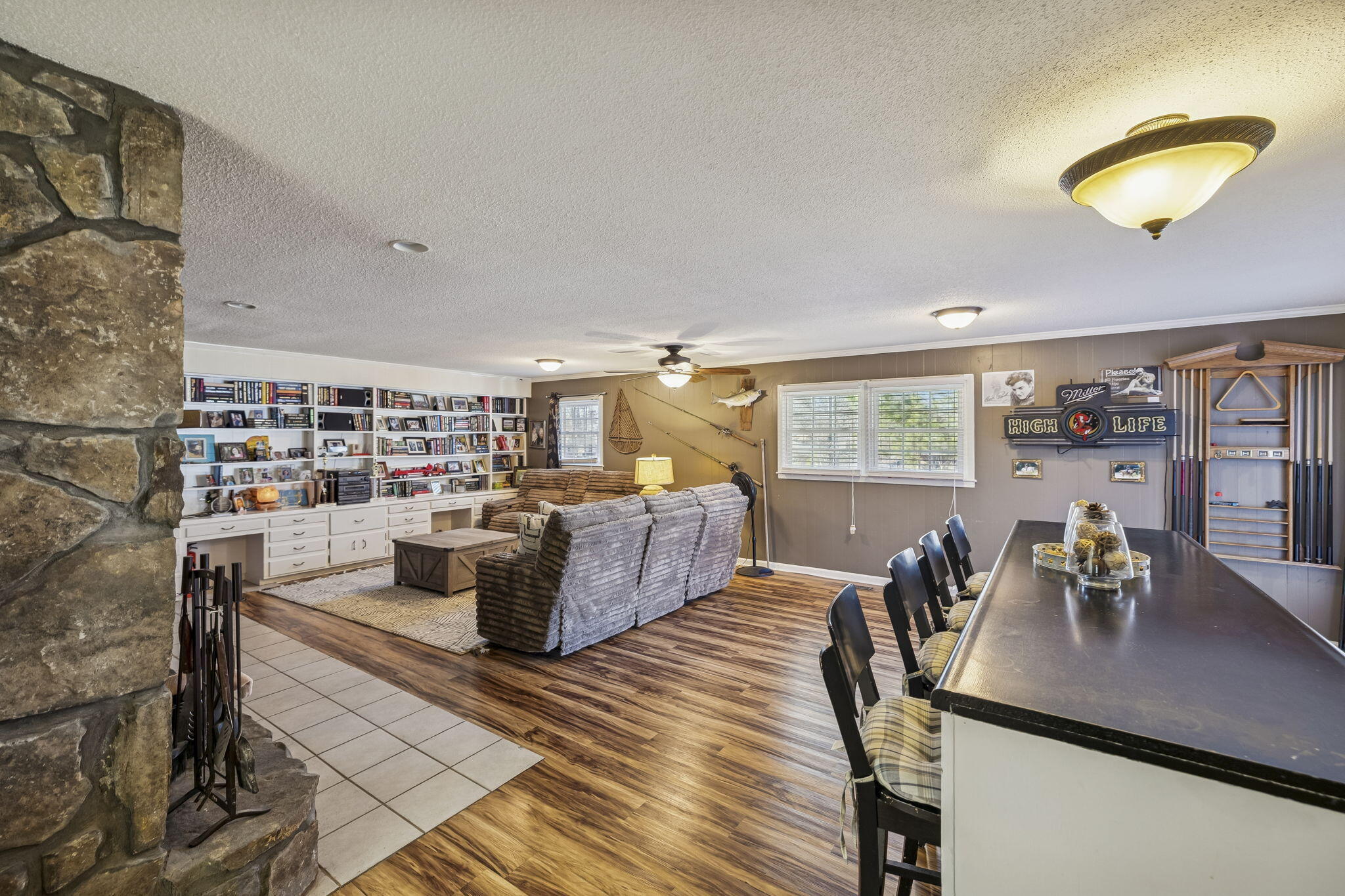 110 Hazel Drive Dalton, GA 30721 - Photo 26 of 74 Family room and wet bar