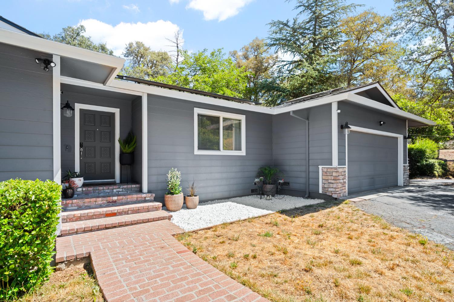 6050 Kenneth Way Auburn, CA 95602 - Photo 6 of 53