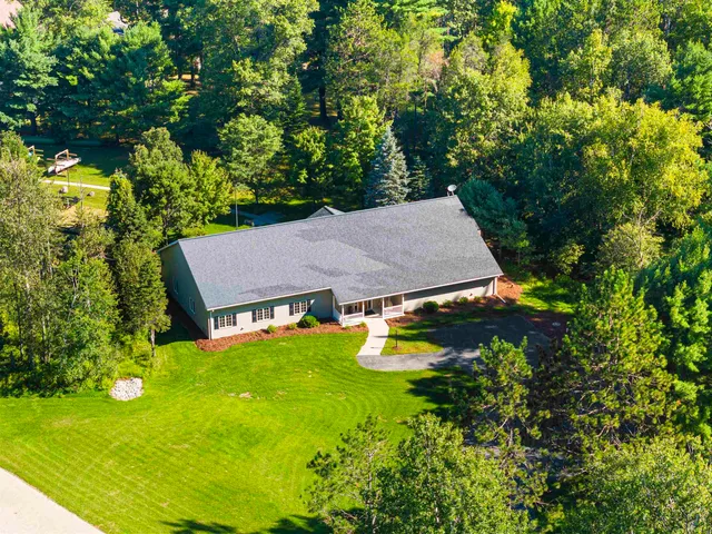 $439,000 | N10909 Peshtigo River Lane, Crivitz, WI 54114