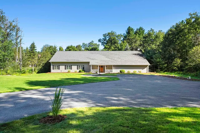 $439,000 | N10909 Peshtigo River Lane, Crivitz, WI 54114