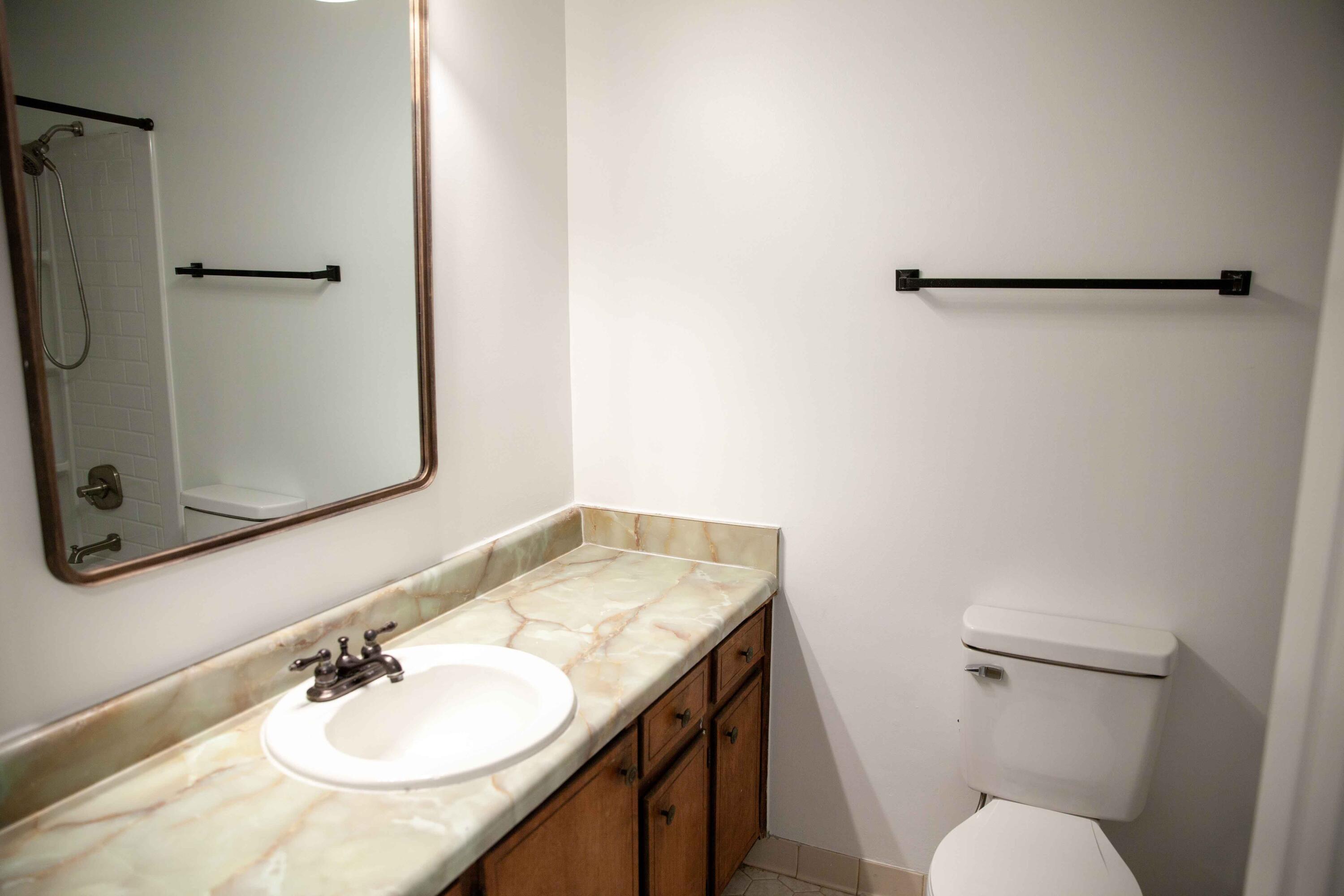 3209 Hillsview Drive Augusta, GA 30909 - Photo 16 of 29 5Bathroom
