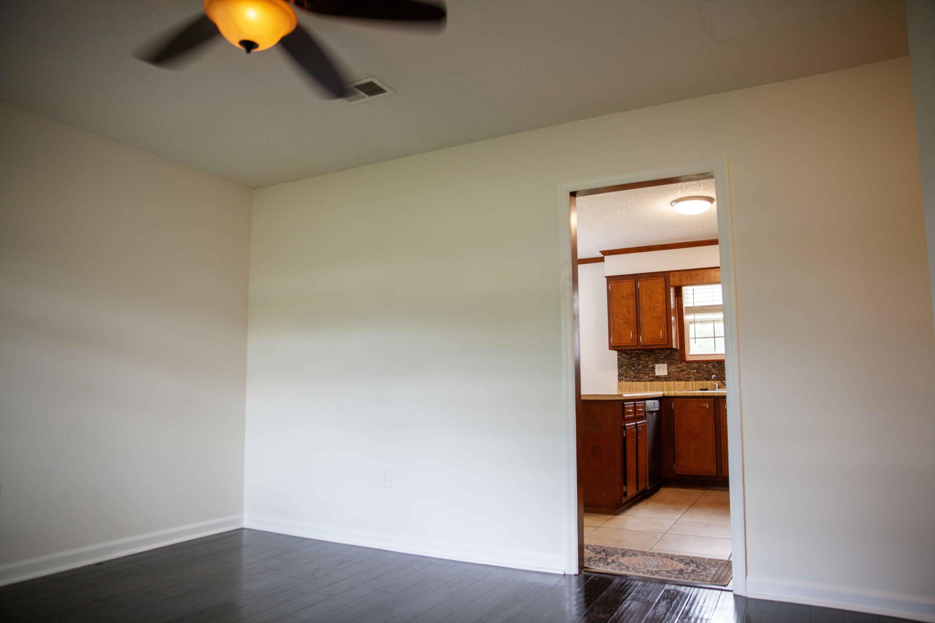 3209 Hillsview Drive Augusta, GA 30909 - Photo 4 of 29 2LivingRoom